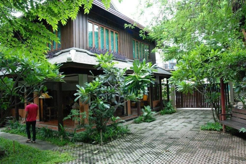 Santitham Guest House Чиангмай Екстериор снимка