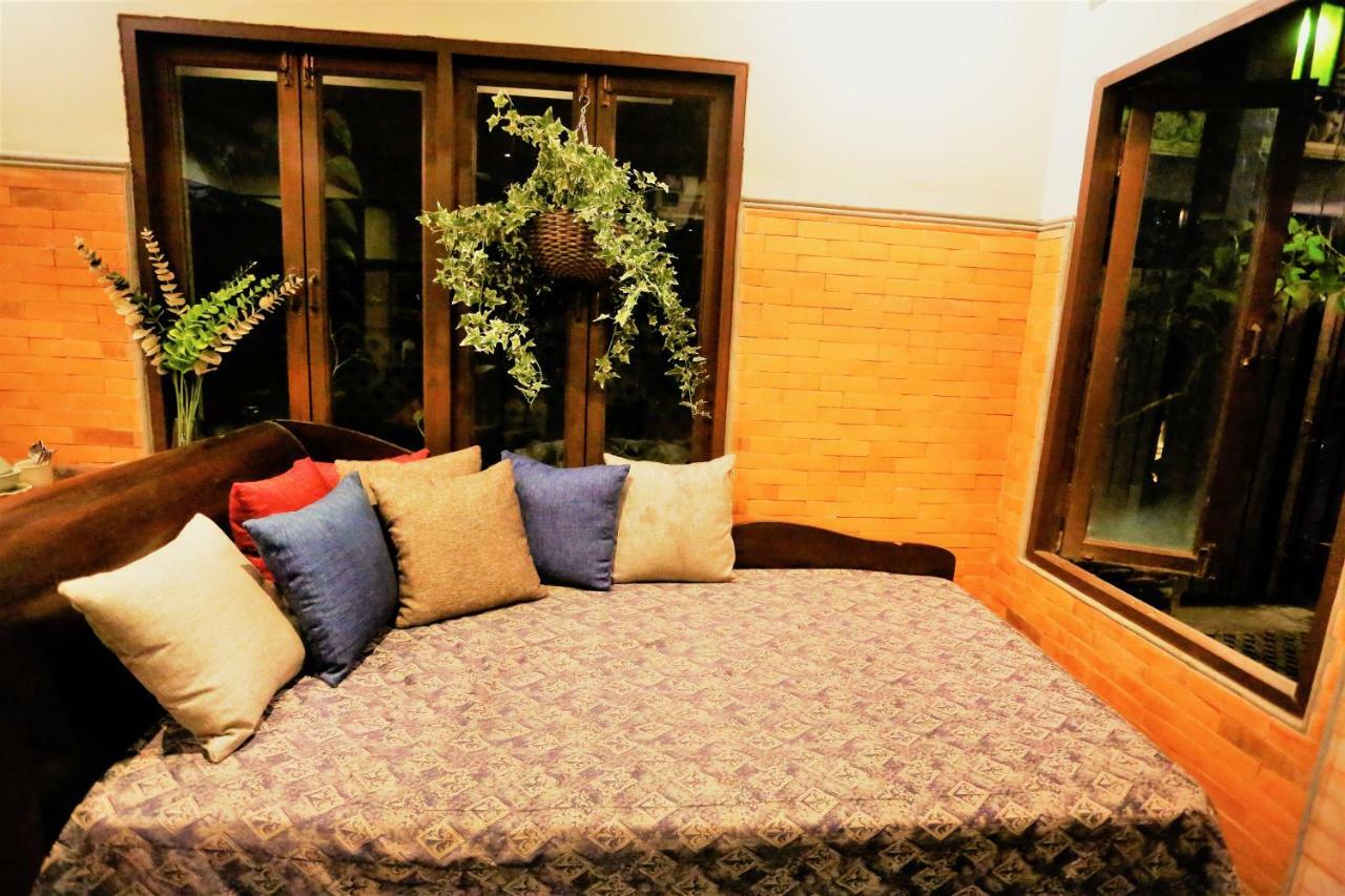 Santitham Guest House Чиангмай Екстериор снимка